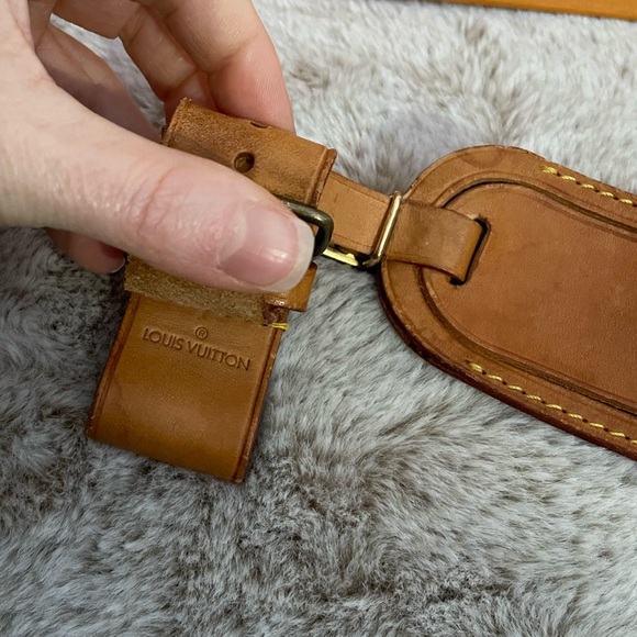 Louis Vuitton Luggage Tag and Poignet - Picture 4 of 6